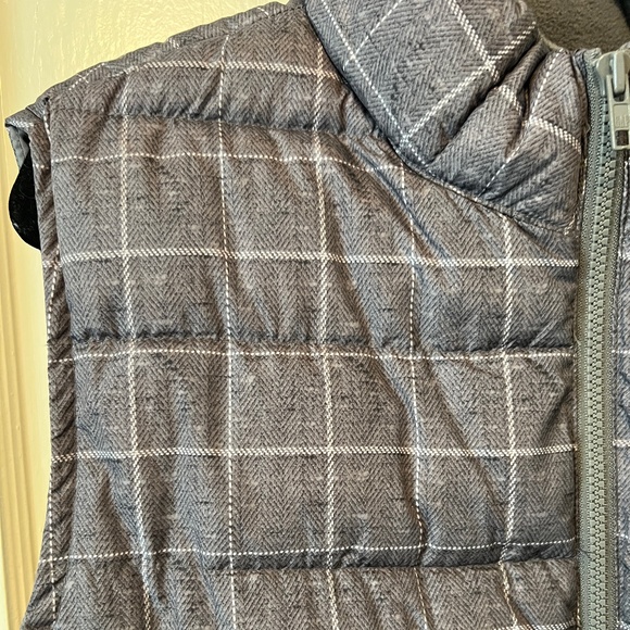 Gap puffer vest. Men’s (XL) - Picture 2 of 3